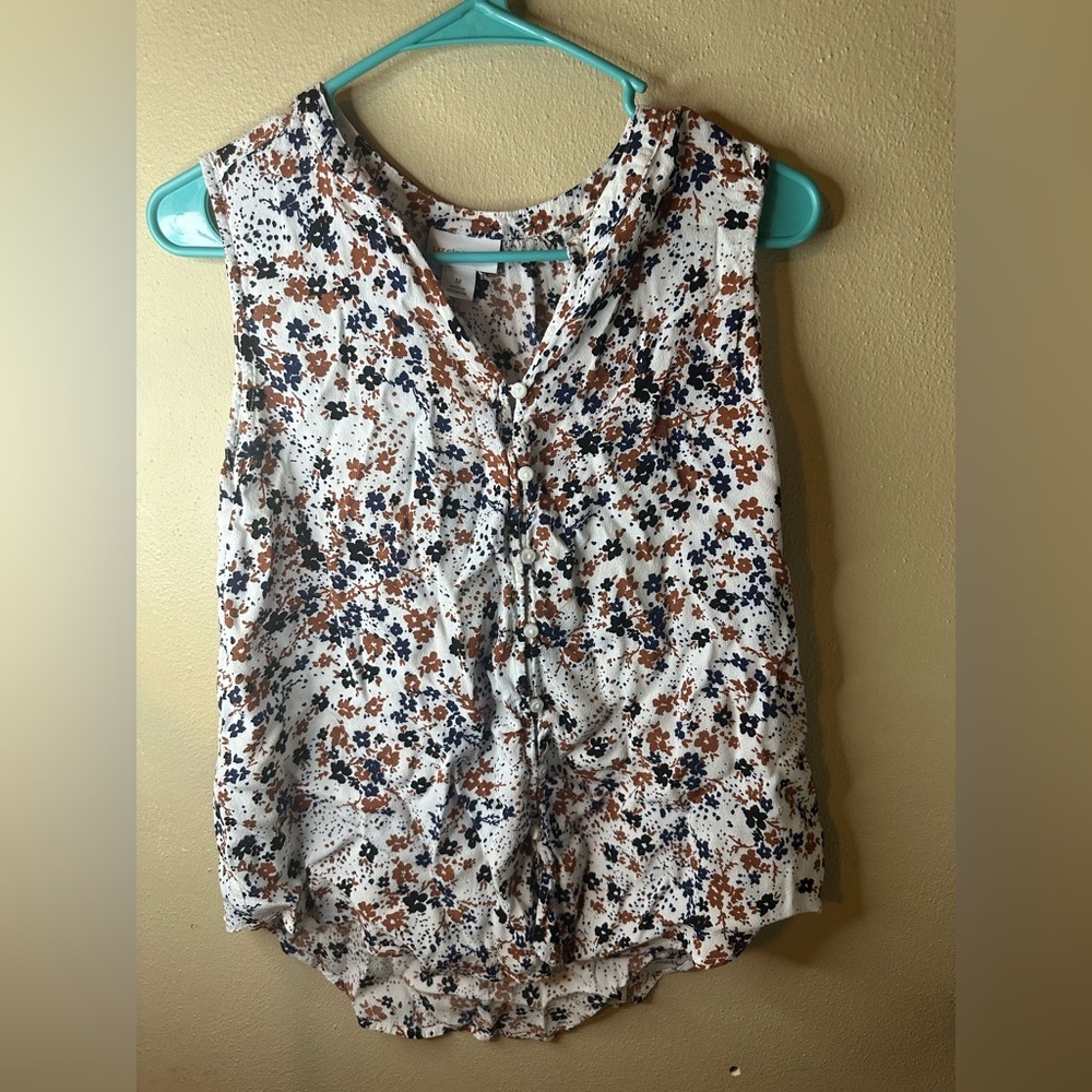 Women’s Liz Claiborne size medium floral button-down blouse top